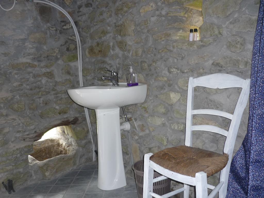 Micro-Cottage In Pietra La Ratatouille Dego Δωμάτιο φωτογραφία